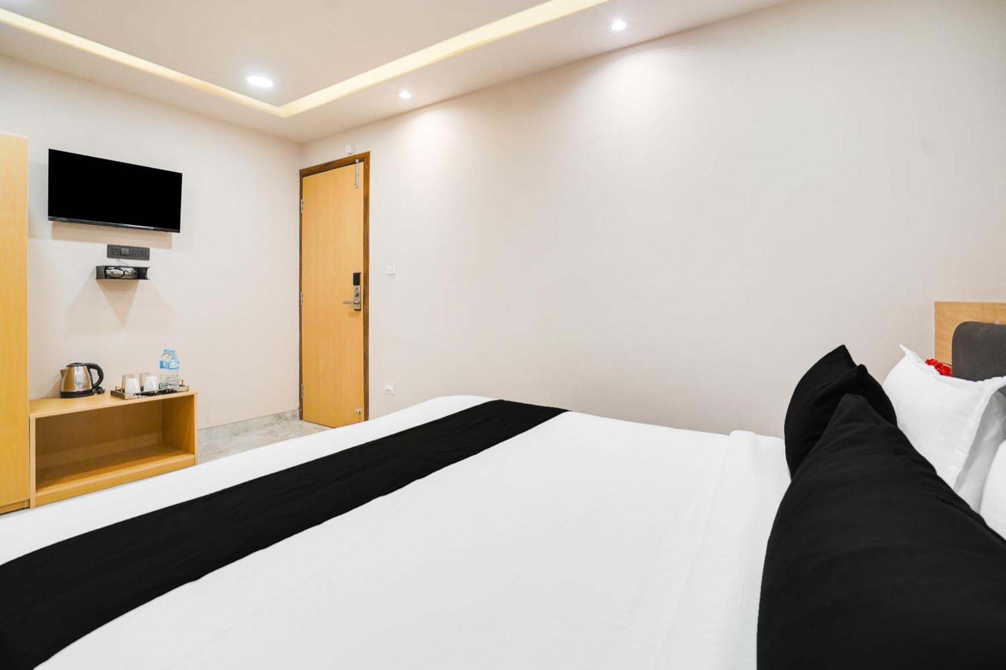 O Eternity Paradise Indore